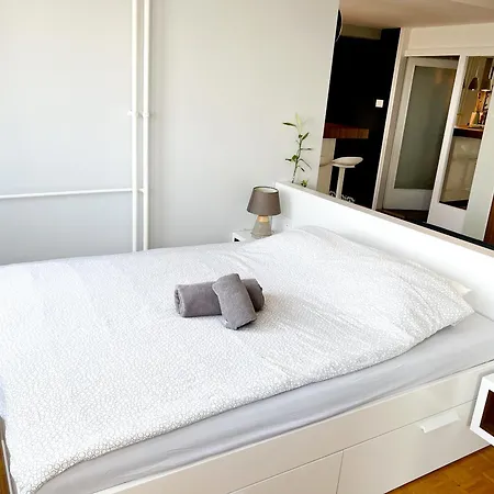 Sunrise Apartment